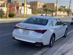 تويوتا أفالون